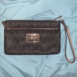 Michael kors wallet